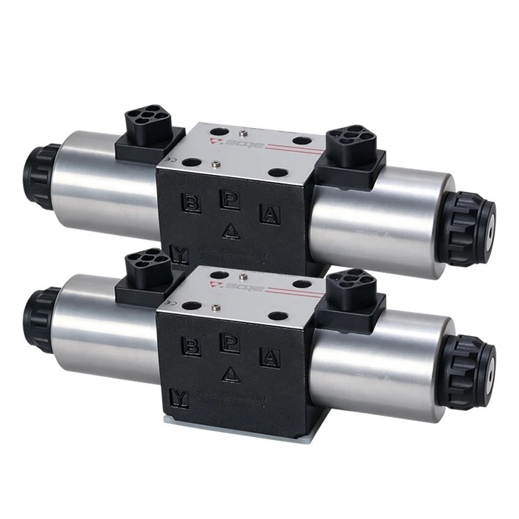 Válvula direcional de solenoide duplo Atos DKE-1713
